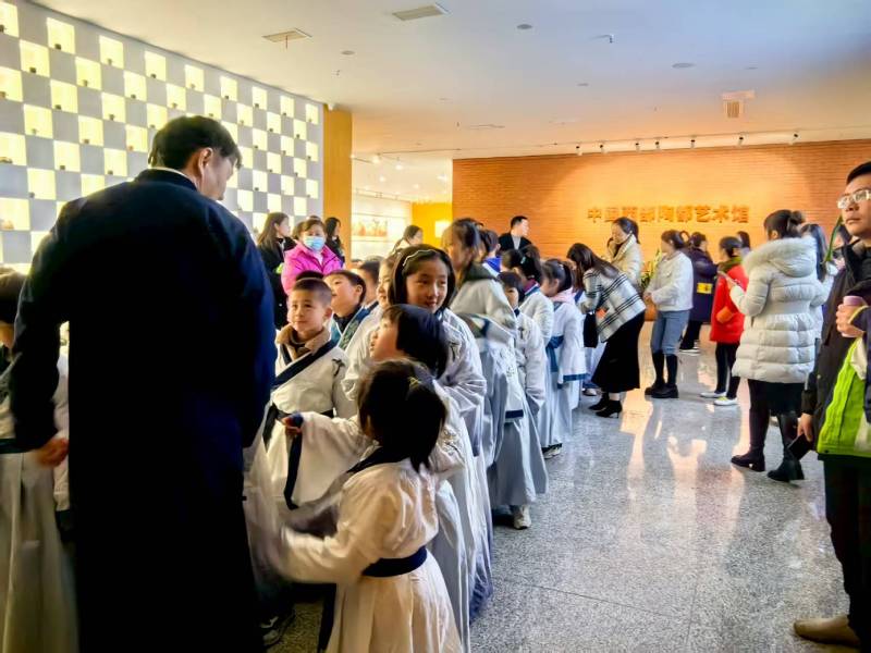 文化赋能：翁牛特旗魔创文旅挖掘城市文化资源的实践探索